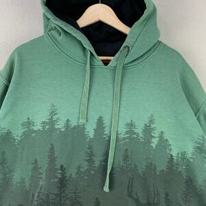 Legendary Hoodie Mens XLT Green Outdoors Deer Forest Graphic Pullover Sweatshirt